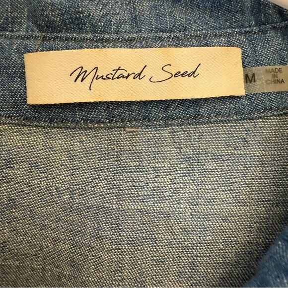 Mustard Seed Chambray Ruffle Short Sleeve Blue Top Size Medium - Picture 4 of 6